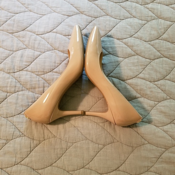 cole haan prieta pump